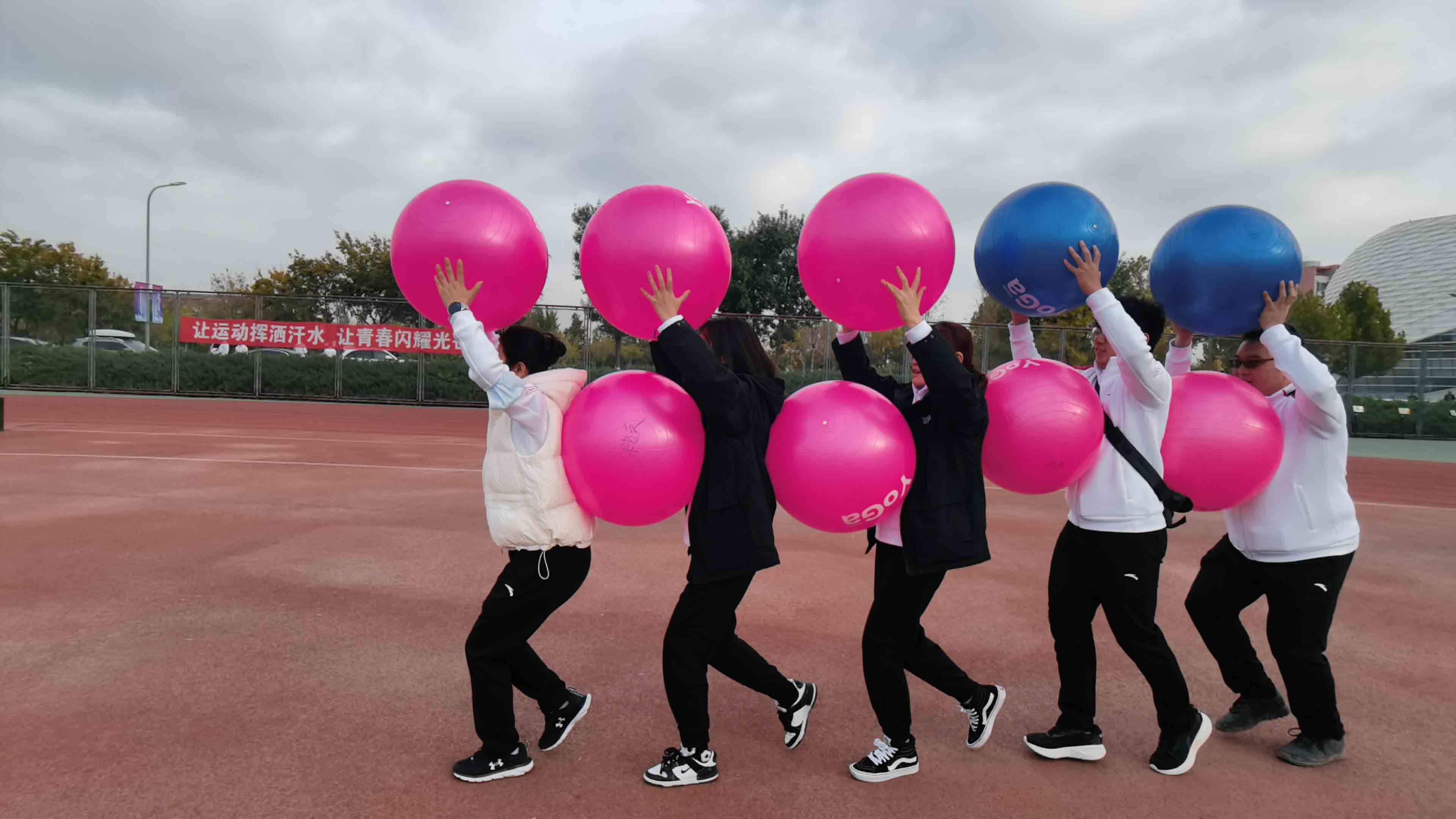 1700031954295127.jpg 01.jpg